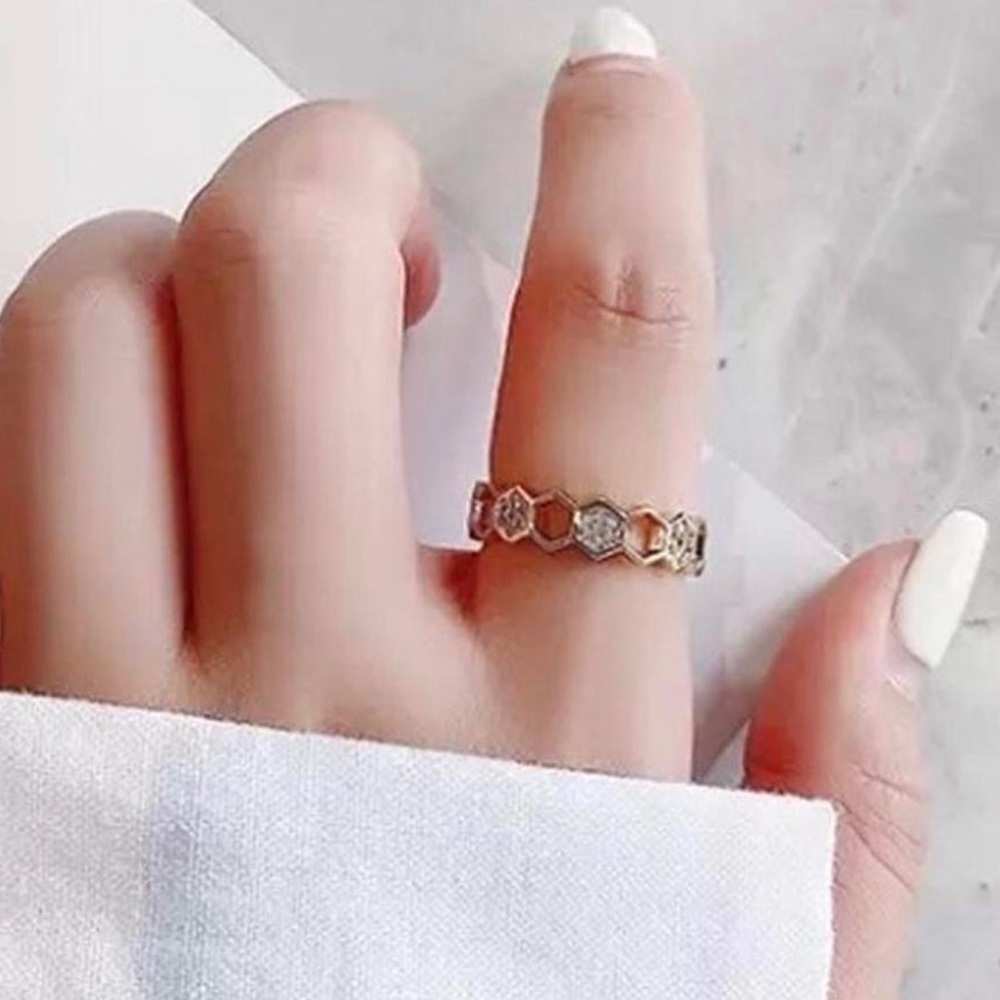 Elegant Cute ring adjustable size